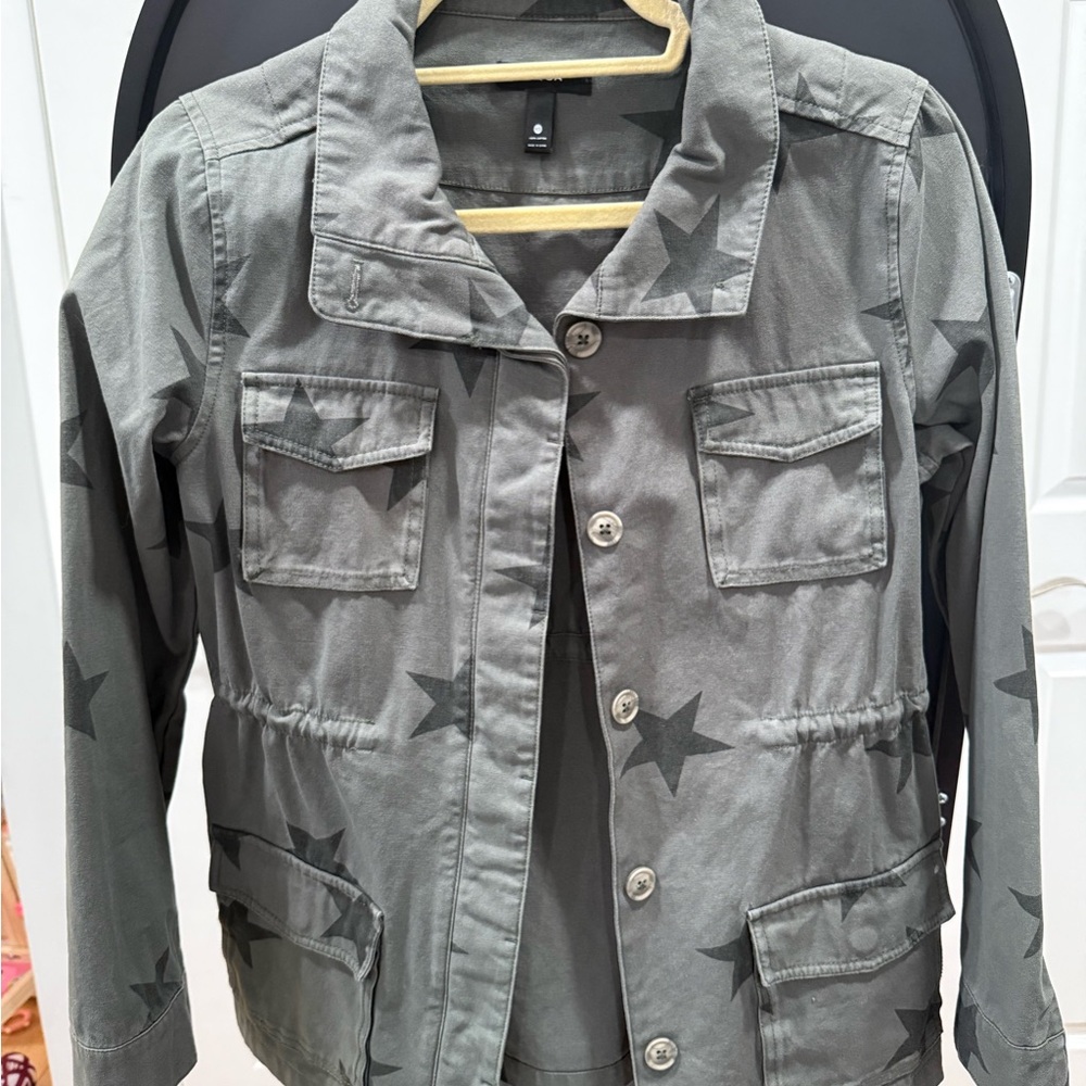 Gray Star Patterned Button-Up Jacket - image 1